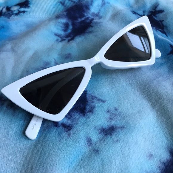 Zumiez Accessories - 🌵NWOT Zumiez cat eye sunglasses
